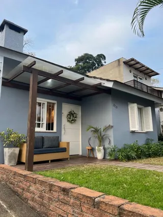 Casa com 2 dormitórios