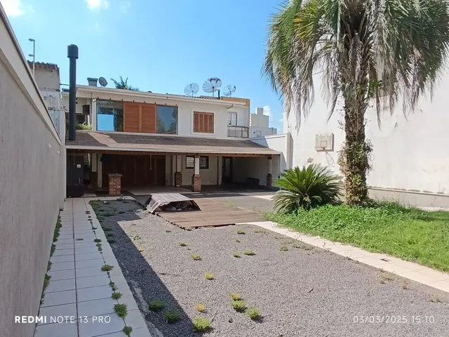 Casa com 3 dormitórios