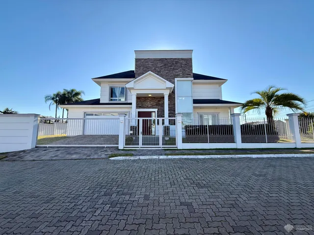 Casa com 3 dormitórios