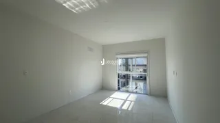 Apartamento com 3 dormitórios, foto 5
