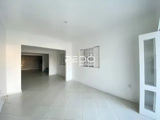 Hall de entrada interno de uma propriedade em Lajeado.