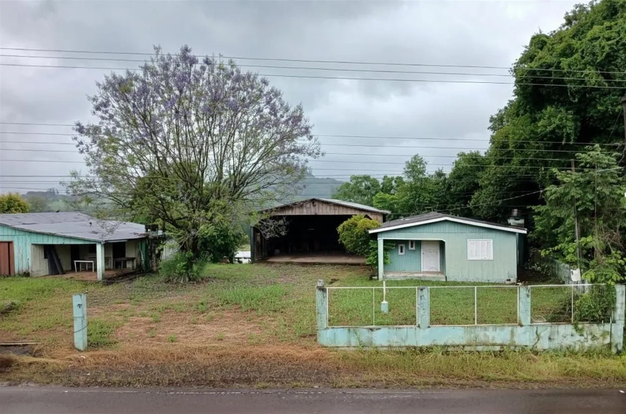 Área rural com 4 dormitórios, foto 1