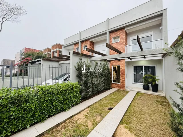 Sobrado com 2 dormitórios