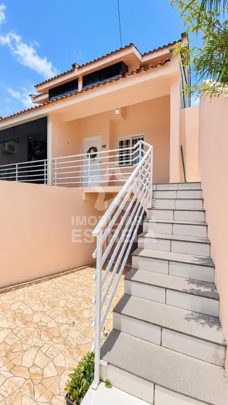 Sobrado com 2 dormitórios