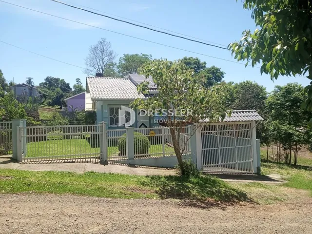 Casa com 2 dormitórios