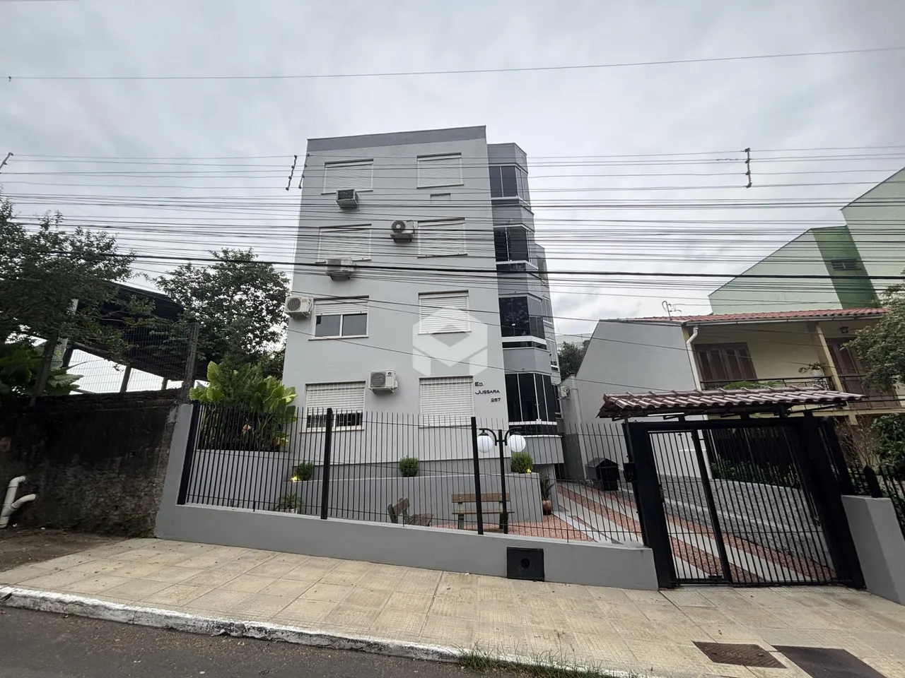 Apartamento com 2 dormitórios, foto 1