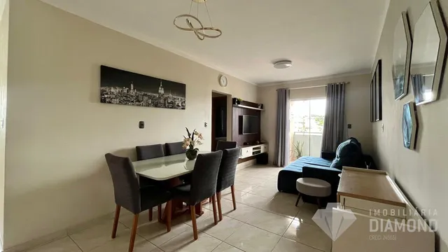 Apartamento com 2 dormitórios
