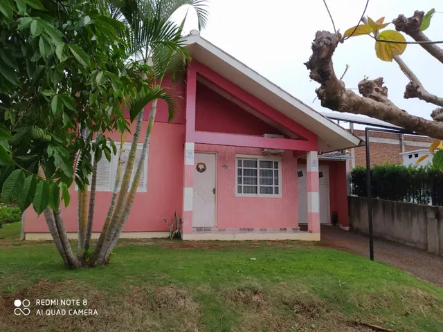 Casa com 2 dormitórios