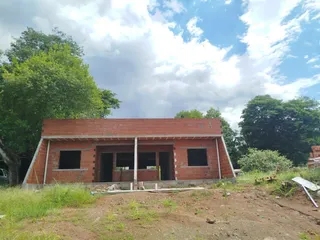 Casa com 2 dormitórios, foto 1