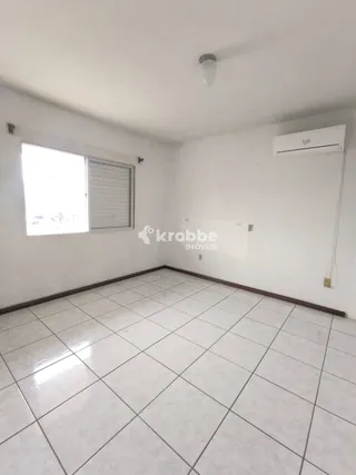 Apartamento com 2 dormitórios, foto 2