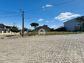 Vista da rua e dos imóveis em Lajeado, Brasil.