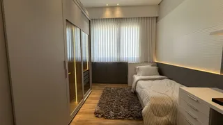 Apartamento com 3 dormitórios, foto 30
