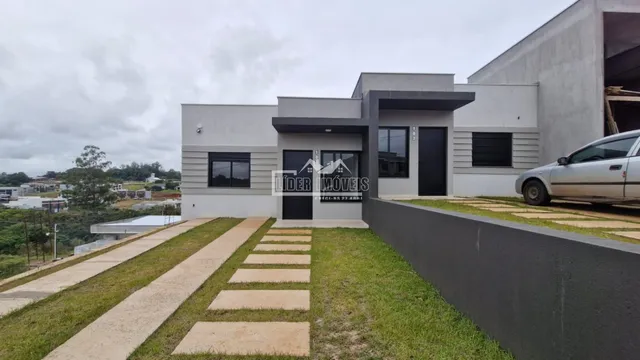 Casa geminada com 2 dormitórios