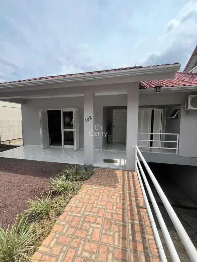 Casa com 3 dormitórios