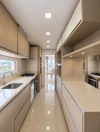 Vista da cozinha moderna de um imóvel em Lajeado.