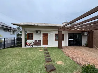 Casa com 3 dormitórios, foto 1