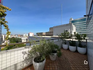 Vista da varanda com plantas em Lajeado, Brasil.