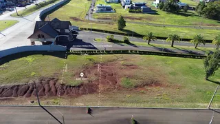 Vista aérea de um terreno residencial em Lajeado, Brasil, mostrando a propriedade e suas fronteiras.