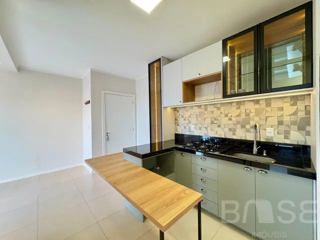 Apartamento com 2 dormitórios