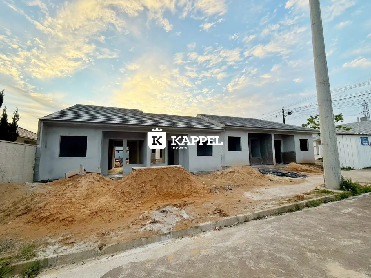 Casa geminada com 2 dormitórios, foto 1