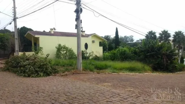 Terreno com 2 dormitórios