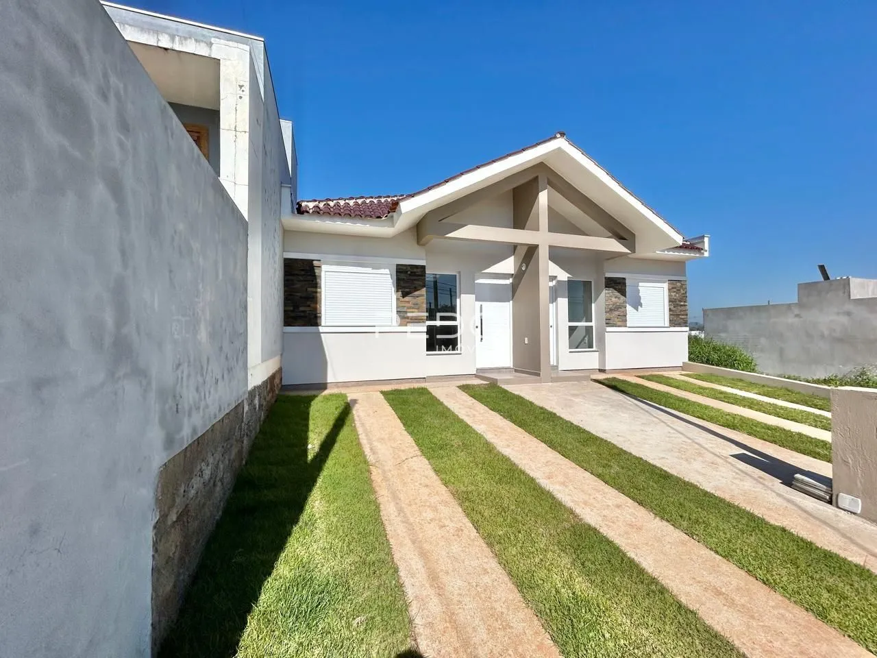 Casa geminada com 2 dormitórios, foto 1