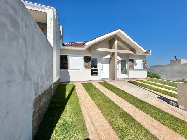 Casa geminada com 2 dormitórios