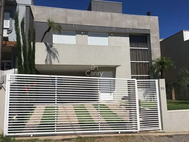 Casa com 3 dormitórios
