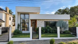 Casa com 2 dormitórios, foto 1