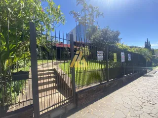Casa com 5 dormitórios, foto 1