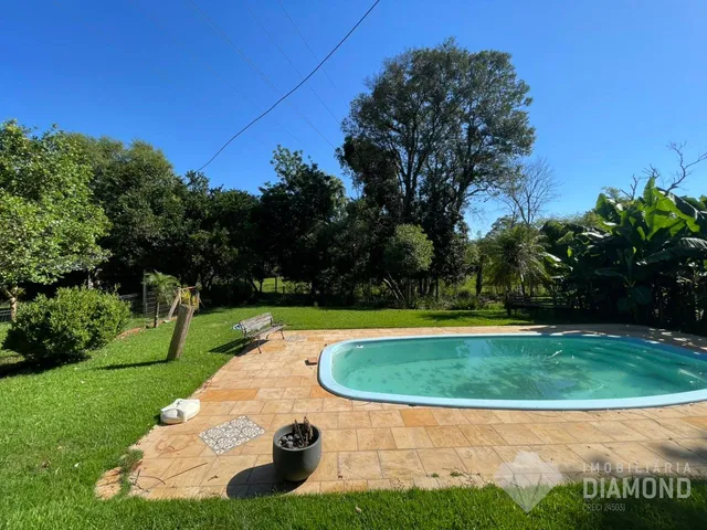 Área rural com 3 dormitórios