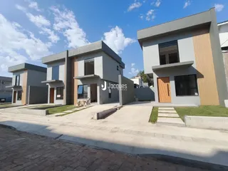 Fachada de uma residência moderna em Lajeado, Brasil.