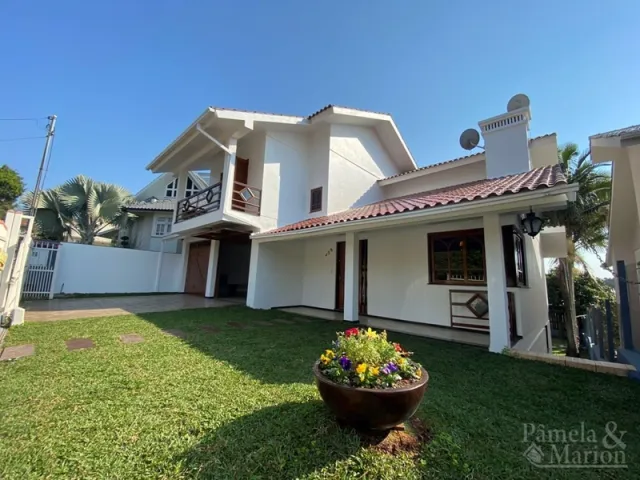 Casa com 3 dormitórios