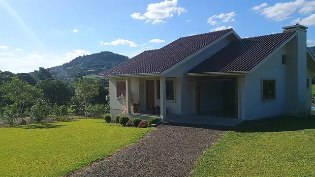 Área rural com 2 dormitórios