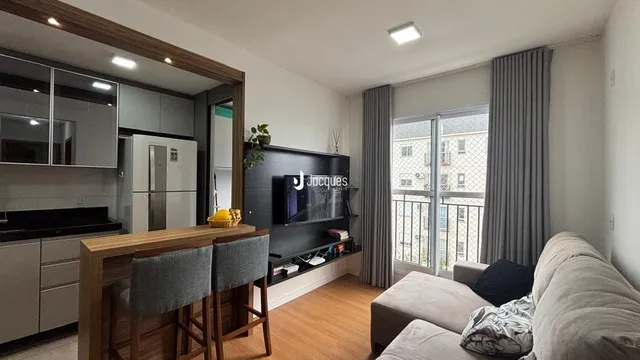 Apartamento com 2 dormitórios, foto 4