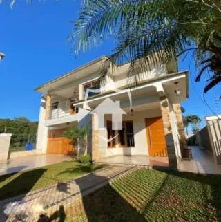 Casa com 3 dormitórios