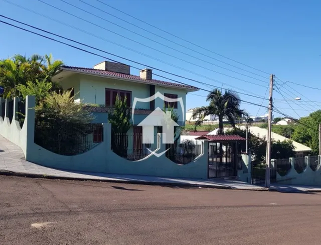 Casa com 5 dormitórios