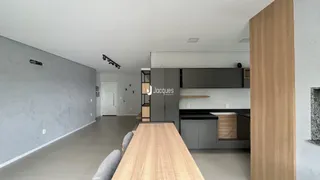 Apartamento com 2 dormitórios, foto 5