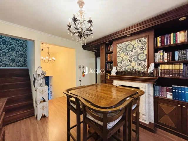 Casa com 4 dormitórios, foto 2