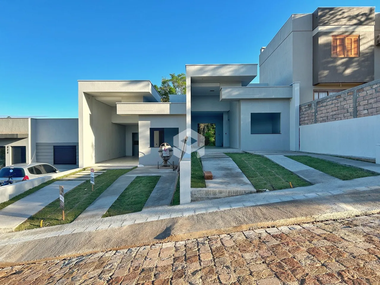 Casa geminada com 2 dormitórios, foto 1
