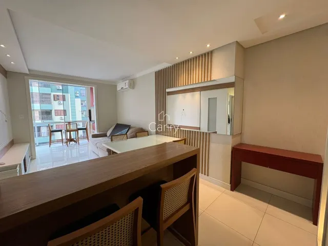 Apartamento com 2 dormitórios