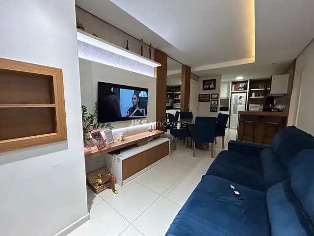Apartamento com 2 dormitórios
