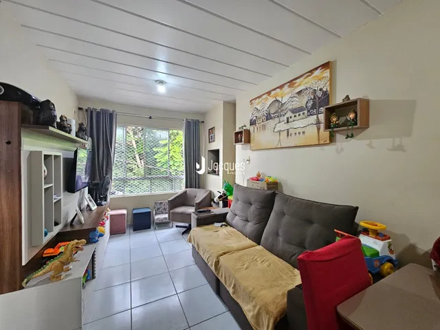 Apartamento com 2 dormitórios, foto 2