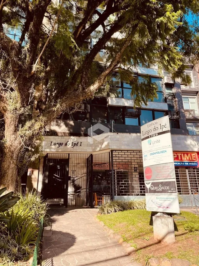 Fachada de um edifício na Largo do Ipê em Lajeado.