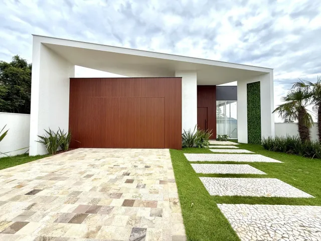 Casa com 4 dormitórios
