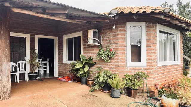 Casa com 1 dormitório
