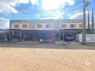 A fachada de uma residência em Lajeado, Brasil.
