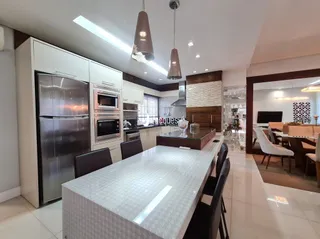 Casa com 4 dormitórios, foto 12