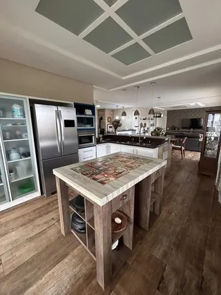 Casa com 4 dormitórios, foto 12