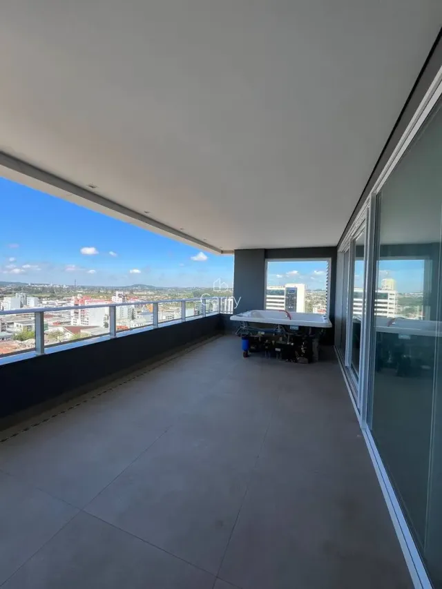 Apartamento com 4 dormitórios, foto 2